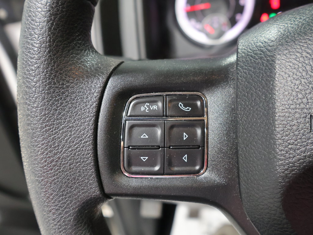 Used 2019 RAM 1500 Express AWD/4WD image 30