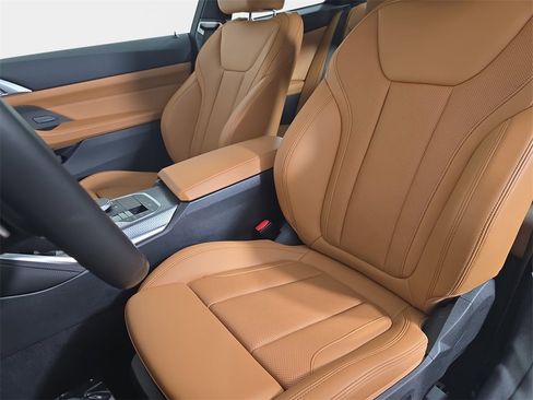 Certified 2025 BMW 440i xDrive Coupe w/ Premium Package image 15