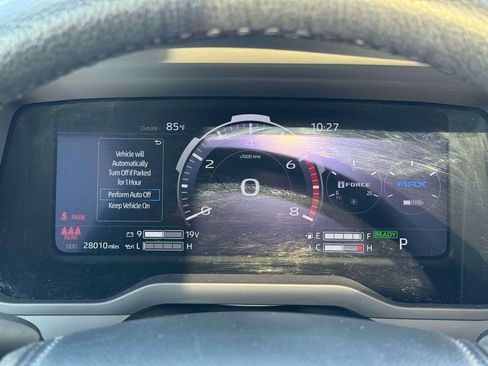 Used 2023 Toyota Tundra Limited image 28