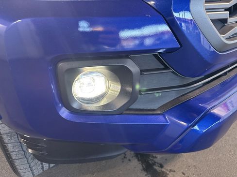 Used 2023 Toyota Tacoma TRD Sport image 13