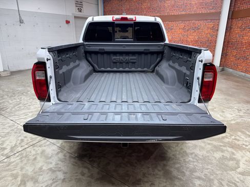 Used 2024 GMC Canyon AT4 w/ AT4 Premium Package AWD/4WD image 24