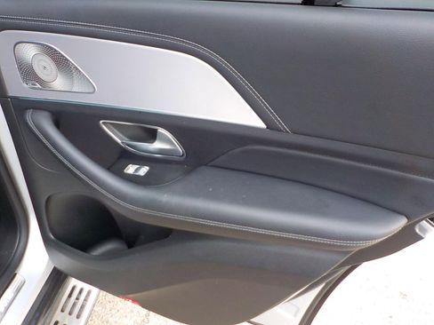 Used 2020 Mercedes-Benz GLE 350 4MATIC image 13