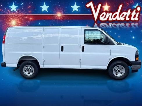 New 2025 GMC Savana 2500 w/ Driver Convenience Package image 4