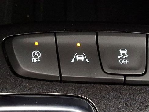 Used 2023 Chevrolet TrailBlazer RS image 23