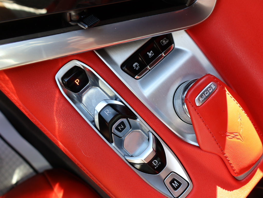 Used 2024 Chevrolet Corvette Stingray Preferred Cpe RWD image 24