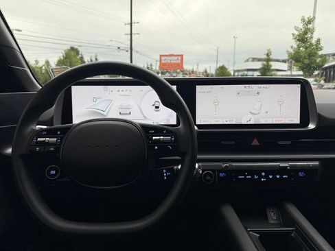 Certified 2025 Hyundai Ioniq 6 SE RWD image 21