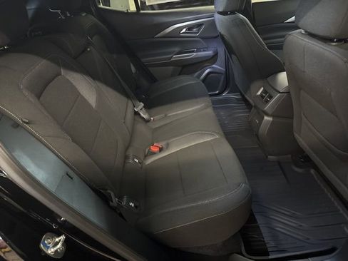 New 2026 Chevrolet Equinox EV LT FWD image 25