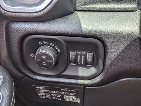 Used 2022 RAM 2500 Laramie AWD/4WD image 22