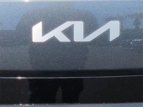 Used 2024 Kia Soul EX image 12