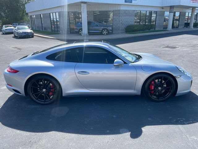 Used 2017 Porsche 911 Carrera 4S AWD/4WD image 4