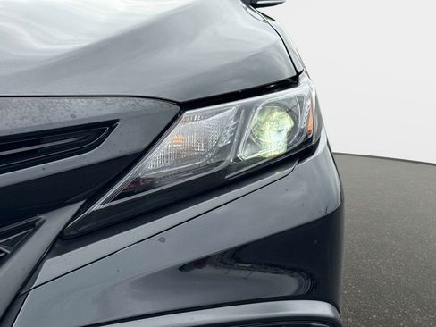 Used 2024 Toyota Camry SE image 20