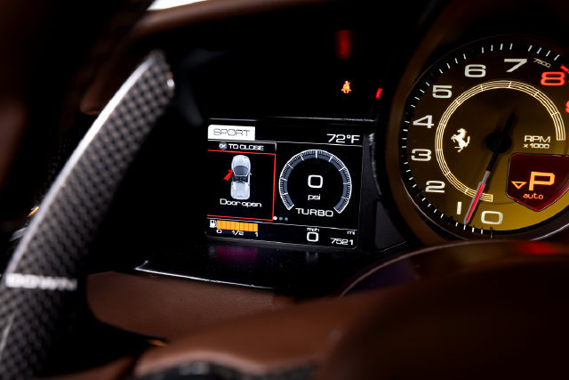 Certified 2018 Ferrari 488 Spider RWD image 34
