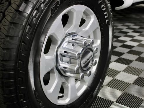 Used 2023 Ford F350 XLT w/ FX4 Off-Road Package image 14