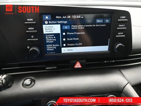 Used 2025 Hyundai Elantra Sport FWD image 18