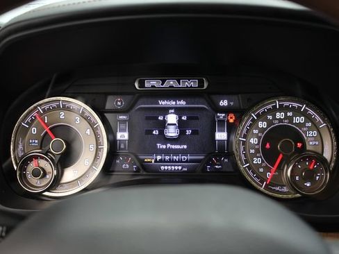 Used 2021 RAM 1500 Limited AWD/4WD image 26