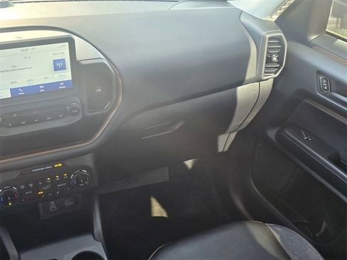 Used 2024 Ford Bronco Sport Outer Banks image 19