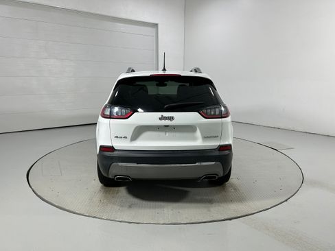 Used 2019 Jeep Cherokee Limited AWD/4WD image 33