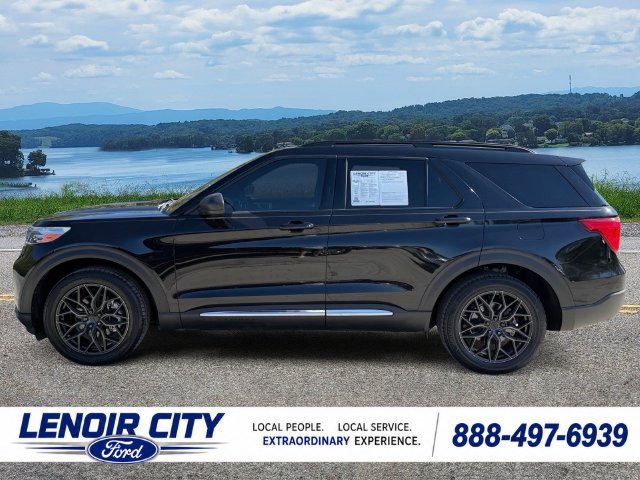 Used 2020 Ford Explorer XLT w/ Equipment Group 202A AWD/4WD image 6