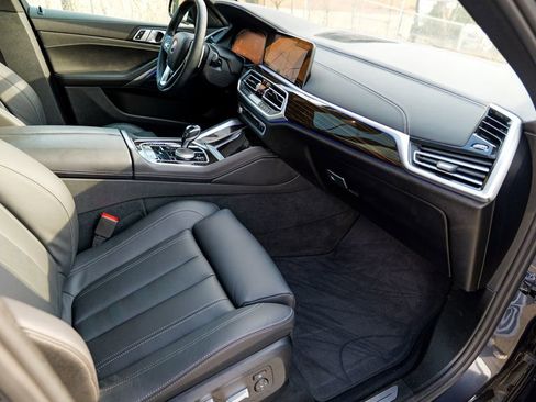 Used 2021 BMW X6 xDrive40i w/ Convenience Package image 36