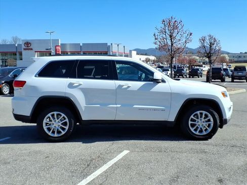 Used 2016 Jeep Grand Cherokee Laredo w/ Quick Order Package 23E image 3