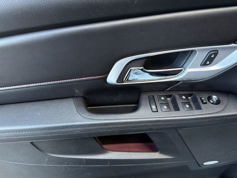 Used 2017 GMC Terrain SLT w/ Driver Alert Package I AWD/4WD image 10