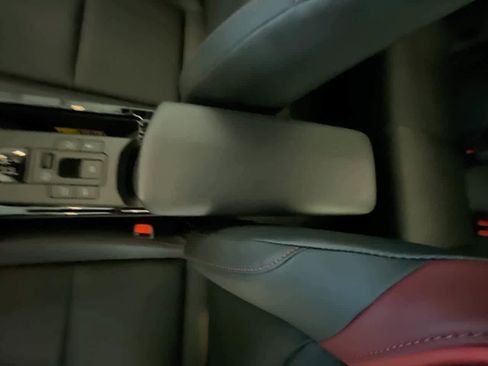 New 2026 Toyota Prius Plug-In Hybrid image 21