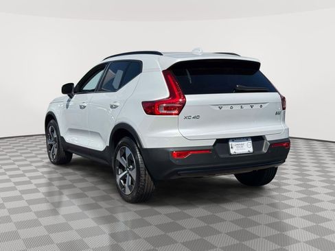 Certified 2023 Volvo XC40 B5 Ultimate w/ Climate Package AWD/4WD image 5