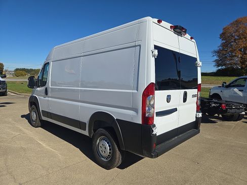 New 2026 RAM ProMaster 2500 image 3