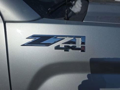 Used 2018 GMC Sierra 1500 SLT w/ SLT Premium Package image 17