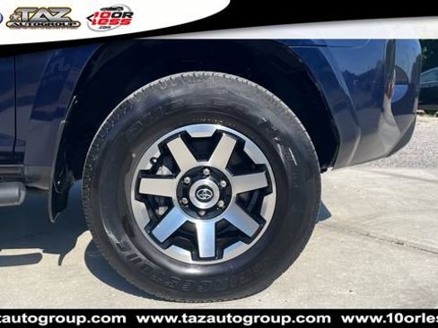 Used 2018 Toyota 4Runner TRD Off-Road Premium AWD/4WD image 9