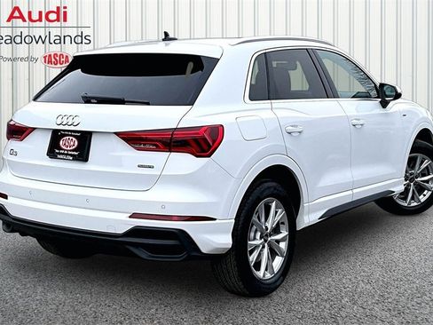 Used 2025 Audi Q3 2.0T Premium w/ Convenience Package image 6