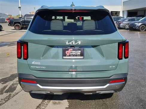New 2026 Kia Sorento EX image 4