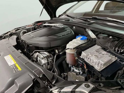 Used 2018 Audi A4 2.0T Premium Plus w/ Premium Plus Package AWD/4WD image 37