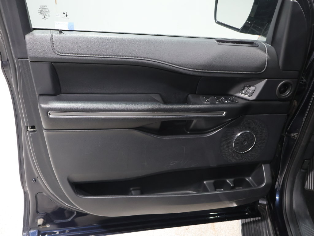 Used 2021 Ford Expedition XLT AWD/4WD image 45