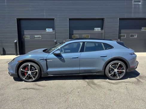 New 2026 Porsche Taycan 4S AWD/4WD image 2