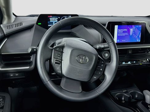 Used 2026 Toyota Prius LE FWD image 18