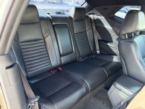 Used 2012 Dodge Challenger R/T Plus RWD image 31