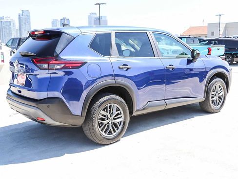 Used 2023 Nissan Rogue S FWD image 6