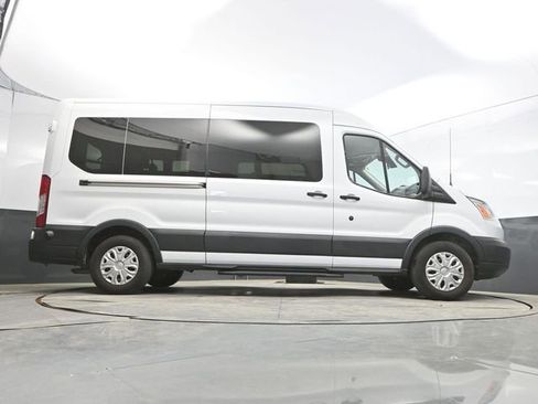 Used 2017 Ford Transit 350 XLT RWD image 27