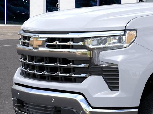 New 2026 Chevrolet Silverado 1500 LTZ w/ LTZ Premium Package AWD/4WD image 11
