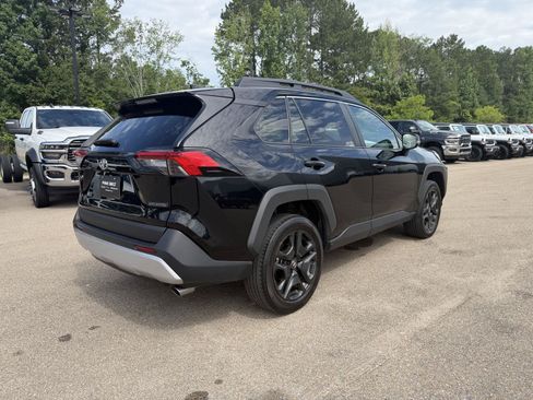 Used 2024 Toyota RAV4 Adventure AWD/4WD image 6