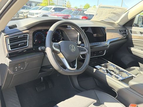 New 2026 Volkswagen Atlas SEL AWD/4WD image 10