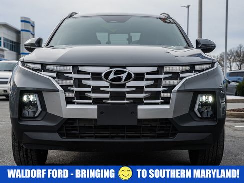 Used 2024 Hyundai Santa Cruz SEL w/ Activity Package image 2