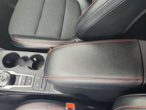 Used 2023 Ford Escape ST-Line Select AWD/4WD image 14