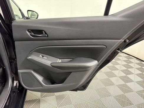 Used 2024 Nissan Altima 2.5 SV AWD/4WD image 14