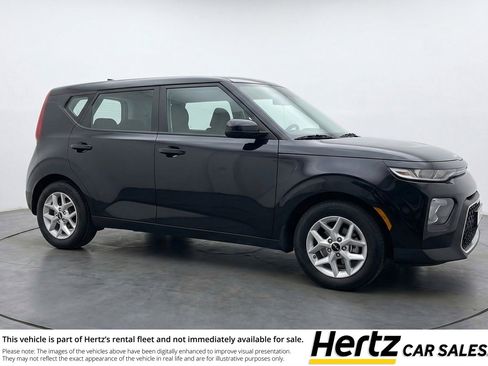 Used 2025 Kia Soul LX w/ LX Technology Package image 1