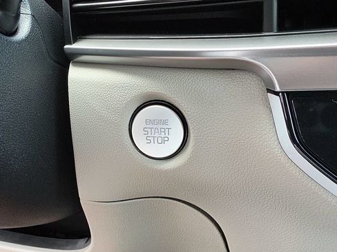 New 2026 Kia Sorento S FWD image 26