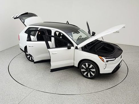 New 2026 Volvo EX90 Ultra AWD/4WD image 37