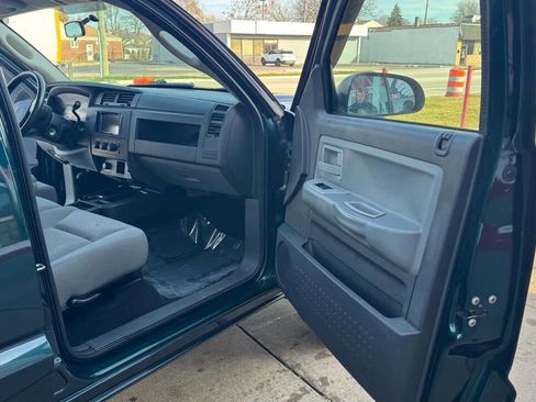 Used 2011 Dodge Dakota Big Horn w/ Convenience Group image 10