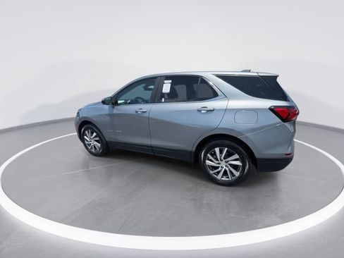Used 2024 Chevrolet Equinox LT AWD/4WD image 6